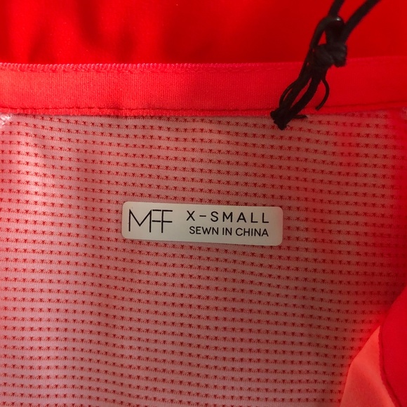 Machines For Freedom: All Weather Vest in Hibiscus - Picture 8 of 10